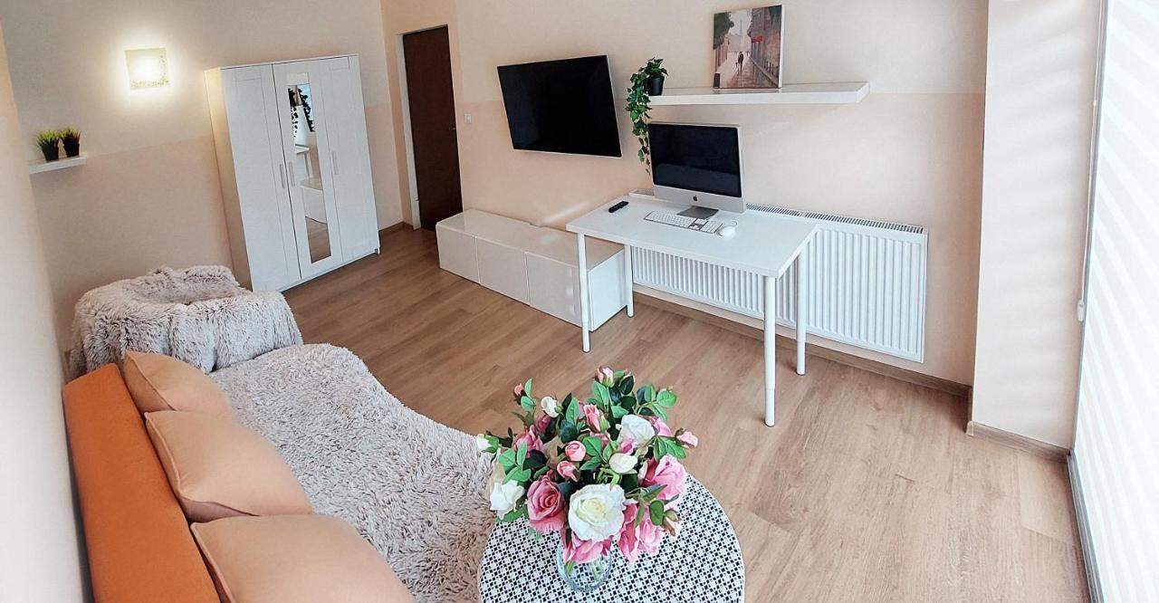 Apartamenty Gorki Male Тушин Екстер'єр фото